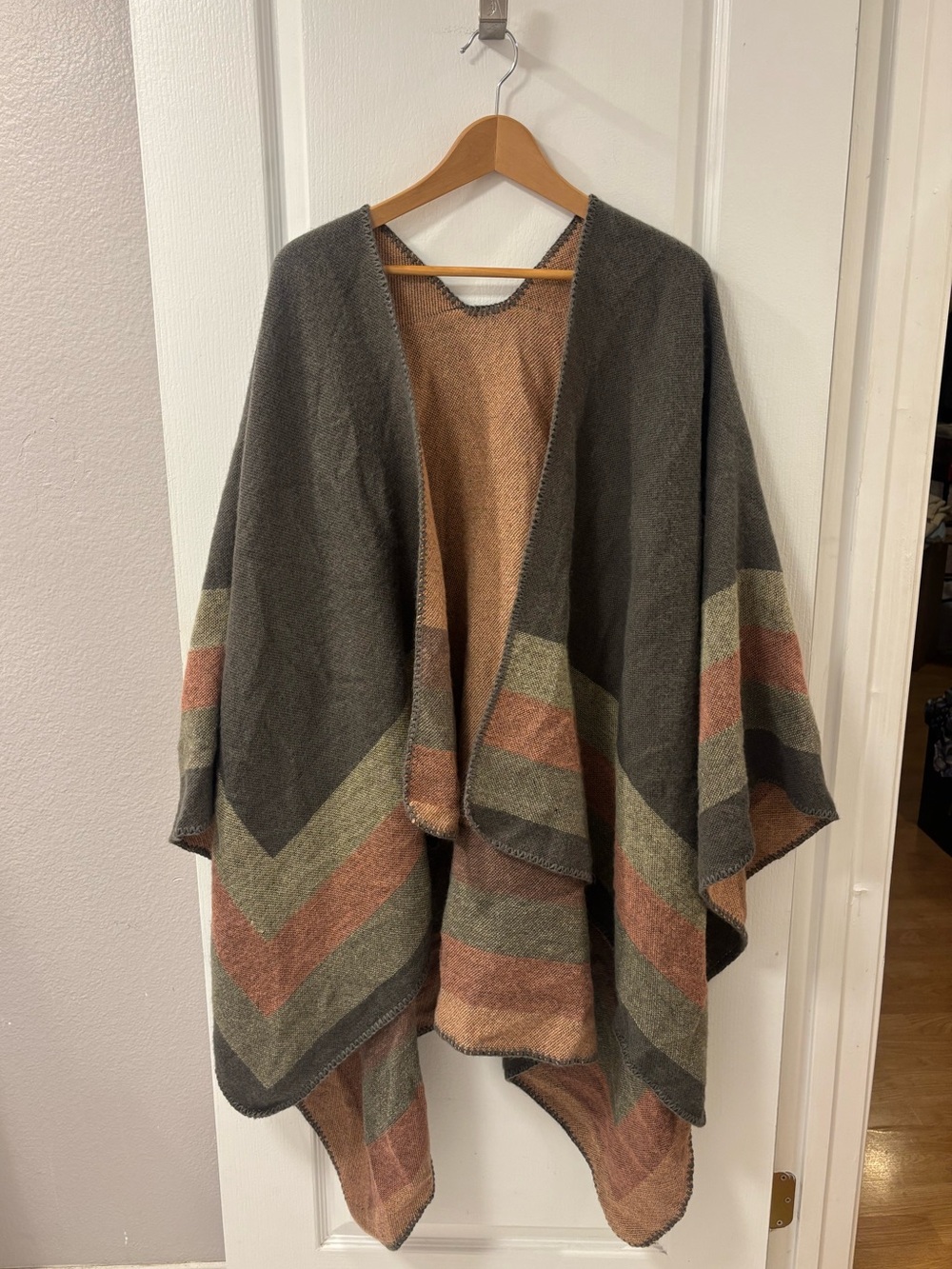 Lagenlook Chevron Trim Knit Open Oversized Poncho Shall Cape Boho Southwestern